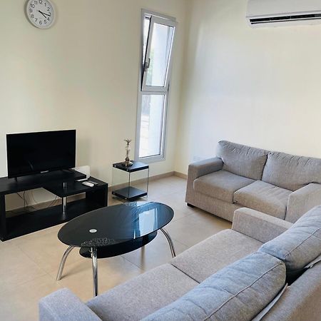 City Center Cozy Apt Paphos Extérieur photo