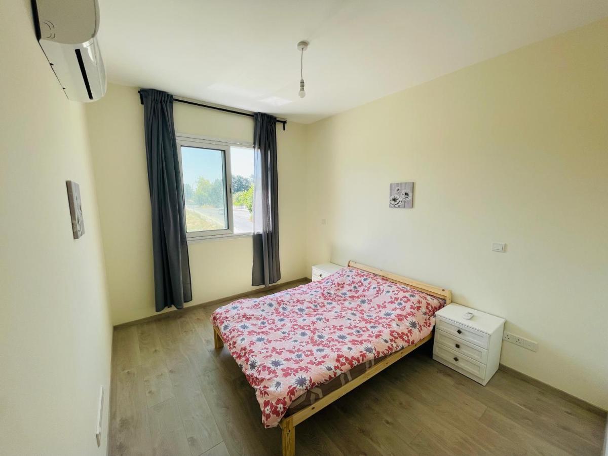City Center Cozy Apt Paphos Extérieur photo