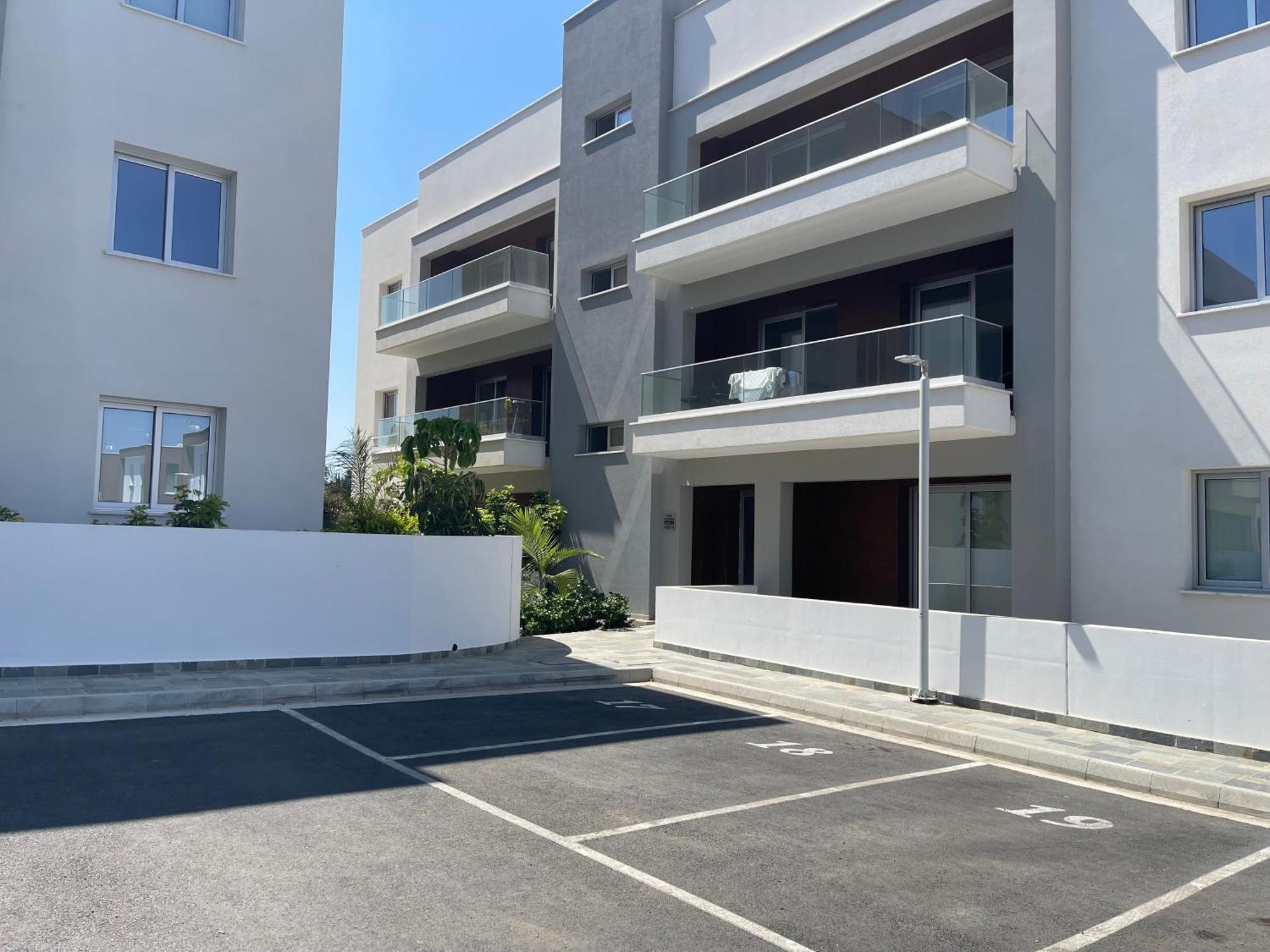 City Center Cozy Apt Paphos Extérieur photo